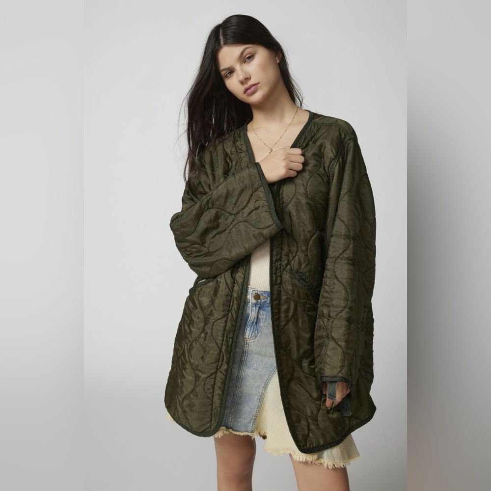 Urban Outfitters Quilted Jacket - Picture 2 of 7